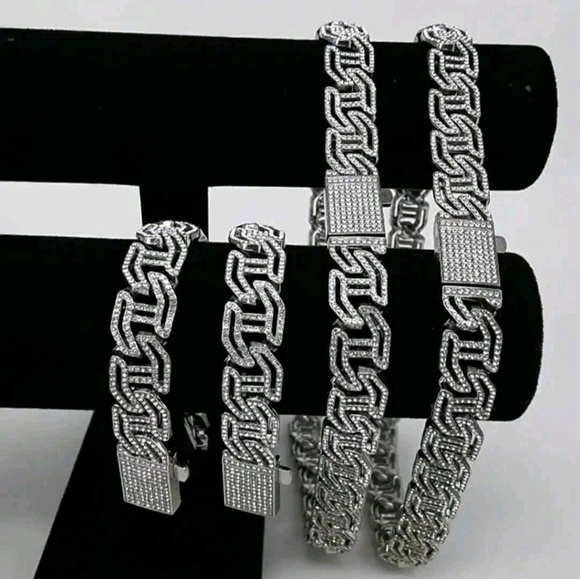 Elegant Iced Out Fully Rhinestone Figaro H-shape Silver Chain Necklace 22" - Picture 6 of 11